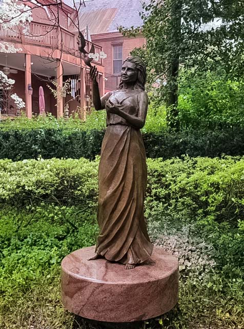 Louisville Womens Club Garden Civic Memorial Bronze Statue